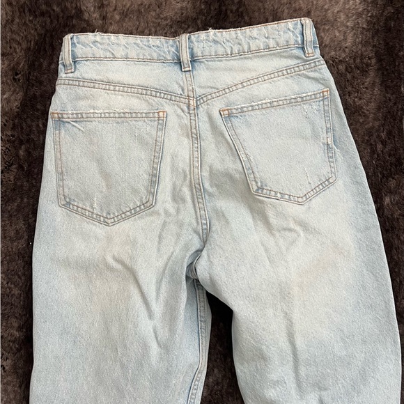 Zara Straight Ripped Denim Jeans - Picture 3 of 4